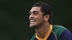 Karmichael Hunt fires a pass at Kangaroos training