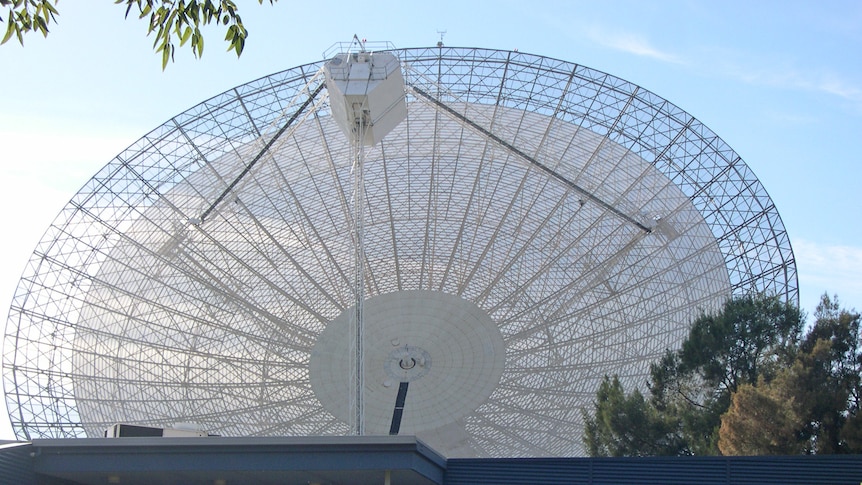 The CSIRO visitors centre and 'The Dish' radio telescope at Parkes NSW  April 2012