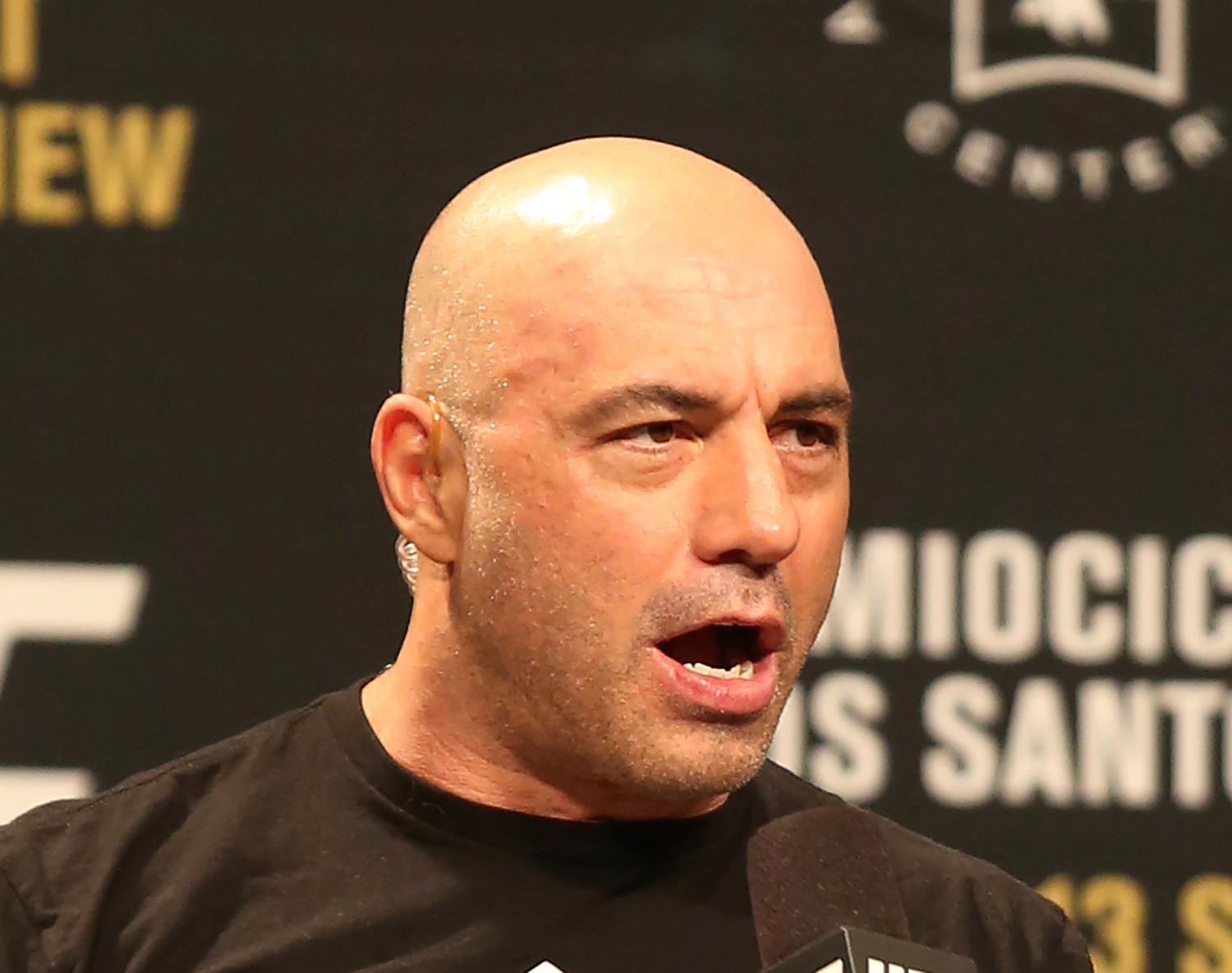 Joe Rogan Apologises For Racial Slurs After Compilation Of Videos ...