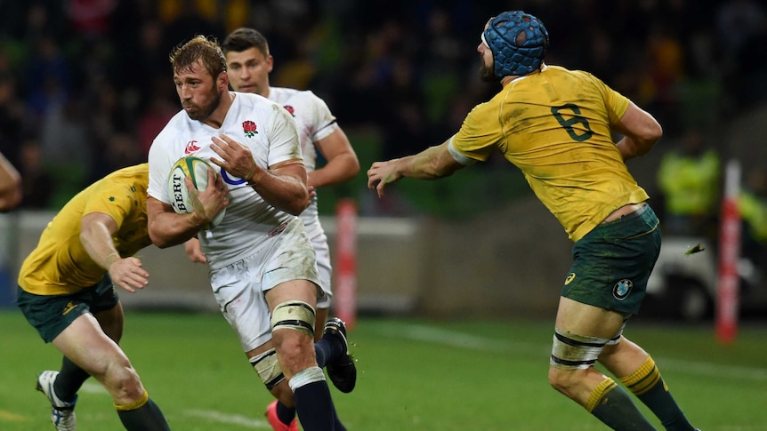 Chris Robshaw busts through some Wallabies