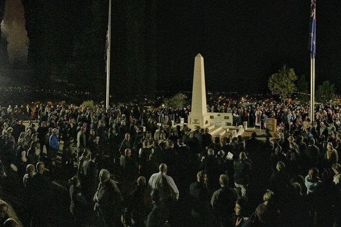 About 2,000 gathered for Anzac Day commemorations in Alice Springs.