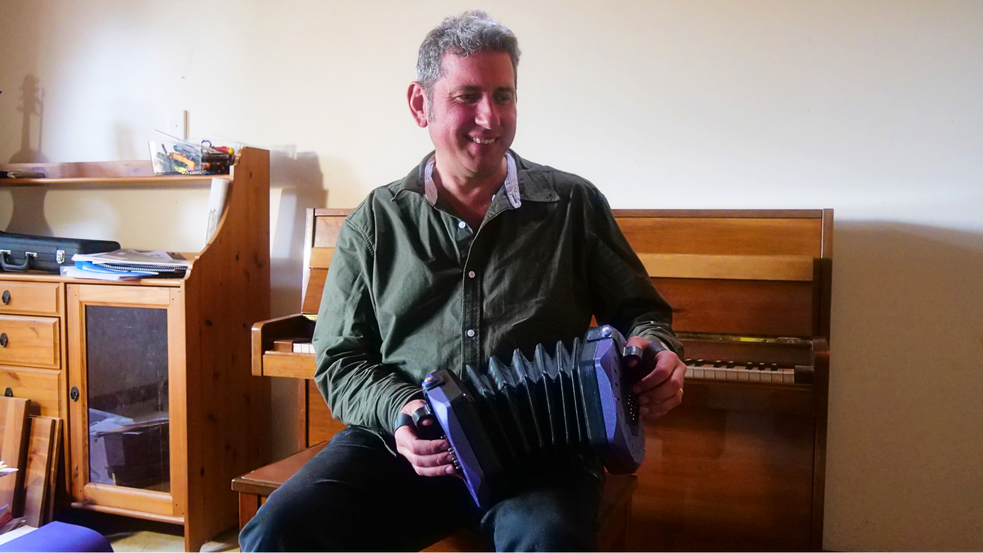 WA muso's 3D printed instruments draw on decades of creativity