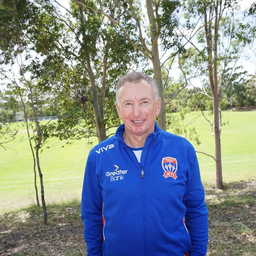 Ernie Merrick at Newcastle Jets training