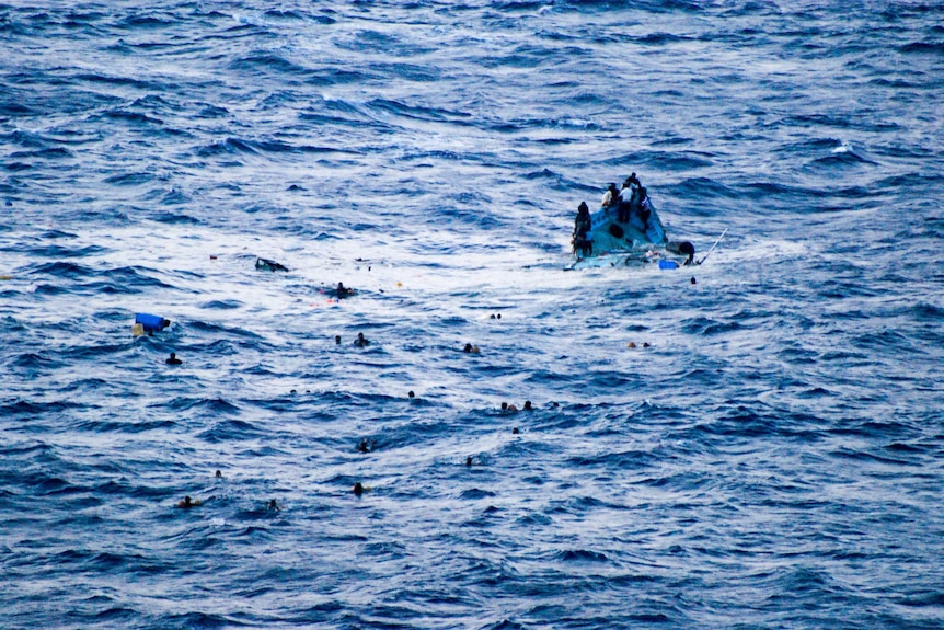 The boat carrying Para and 38 others sunk in the Indian Ocean, 350 miles from Cocos Islands, in November 2009.