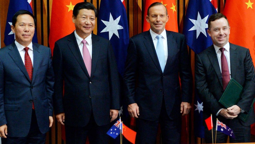 China Eastern and Qantas sign the deal at Parliament House, Canberra