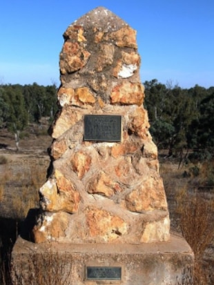 Mt Dispersion Stone cairn memorial