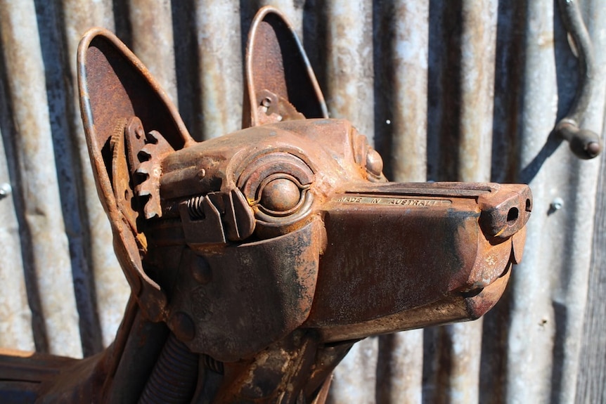 A close up view of the kelpie made out of scrap iron
