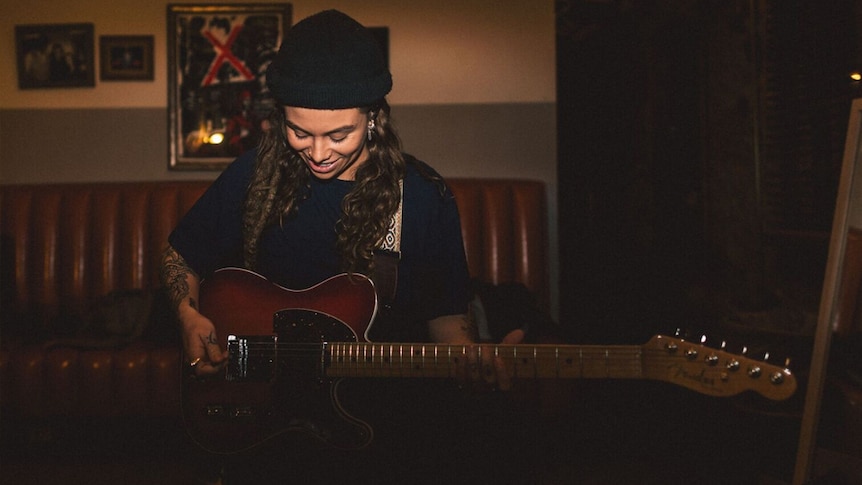 A 2018 press shot of Tash Sultana