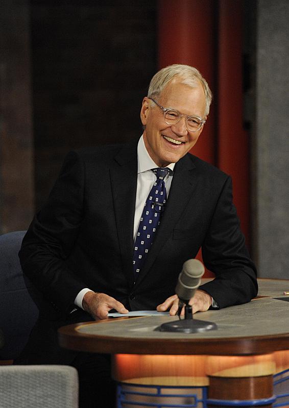 David Letterman Signs Off With Star Studded Final Late Show Abc News