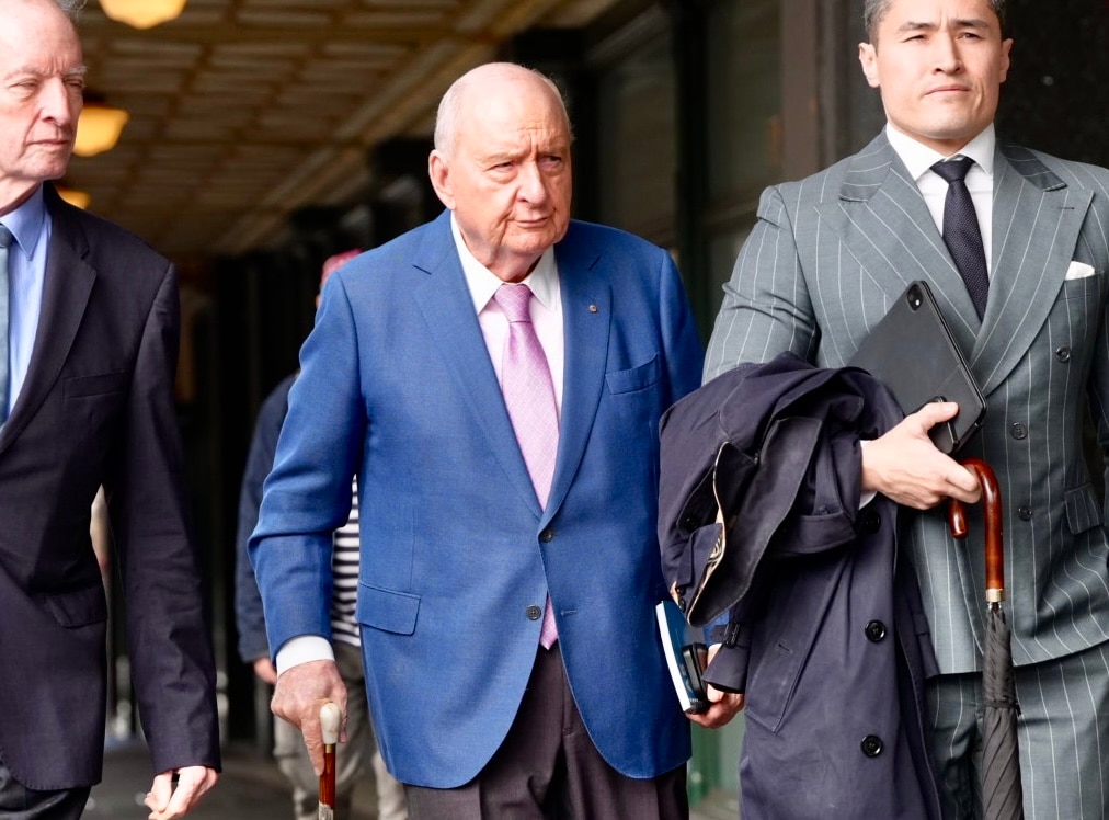 Judge allows changes to dates of alleged Alan Jones assaults