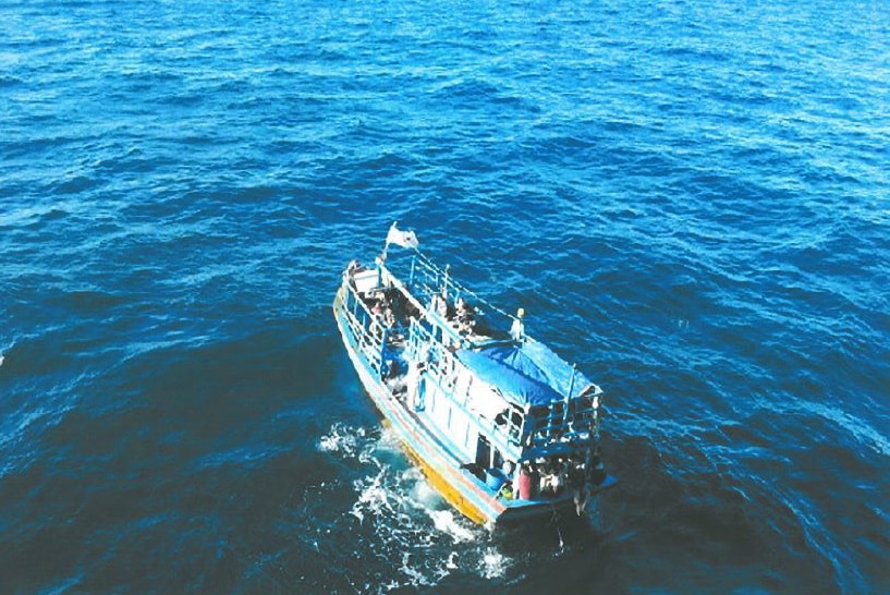 Asylum seeker boat off WA's north coast