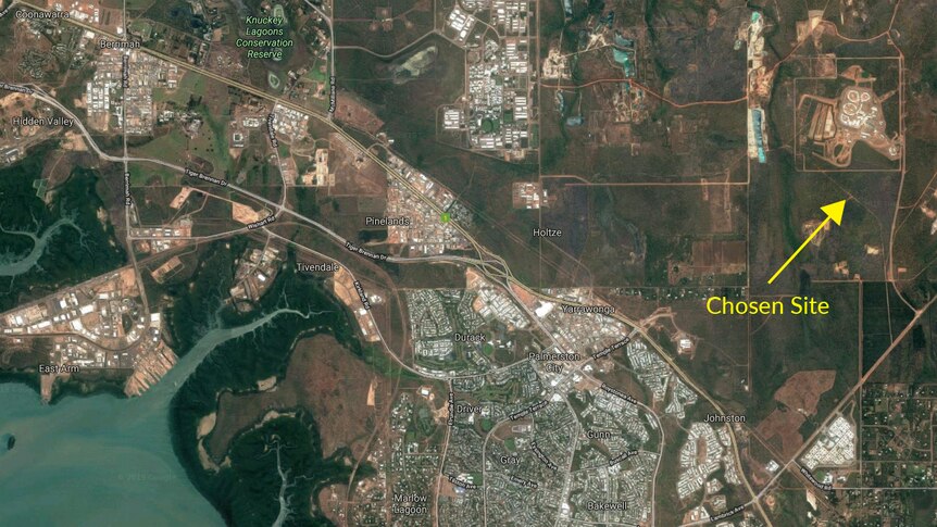 A satellite map of Darwin with an arrow pointing to the new site chosen for the replacement Don Dale youth detention centre