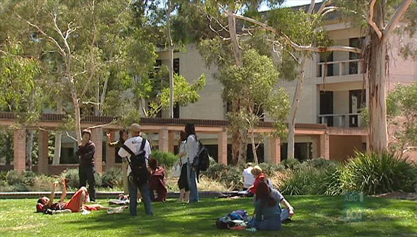 Survey Reveals Extent Of Sex Assault At Unis - ABC News