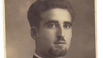 Black and white image of an Italian man in a military uniform