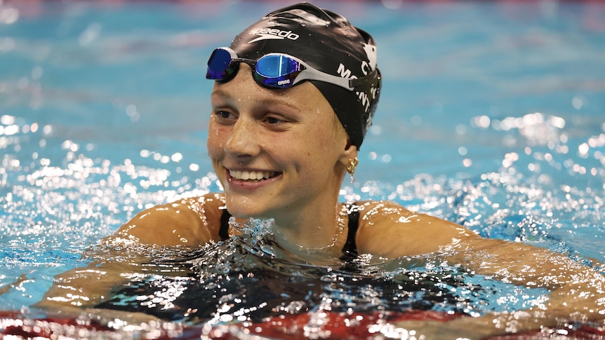 Le record du monde du 400 m d’Ariarne Titmus battu par l’adolescente canadienne Summer McIntosh