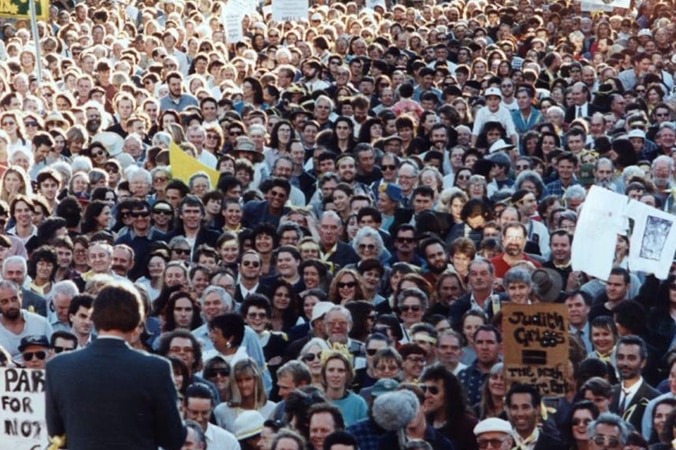 Save Albert Park said 20,000 people attended their largest rally in Melbourne's CBD in 1995.