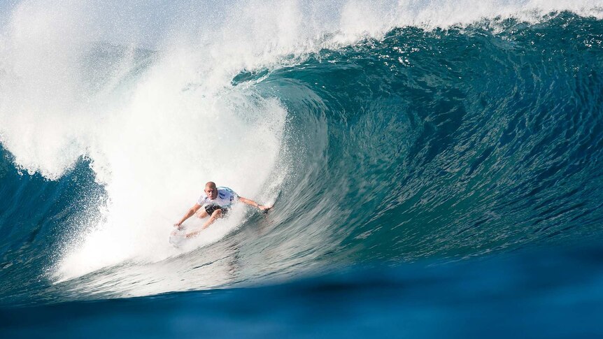 Mick Fanning at Pipeline
