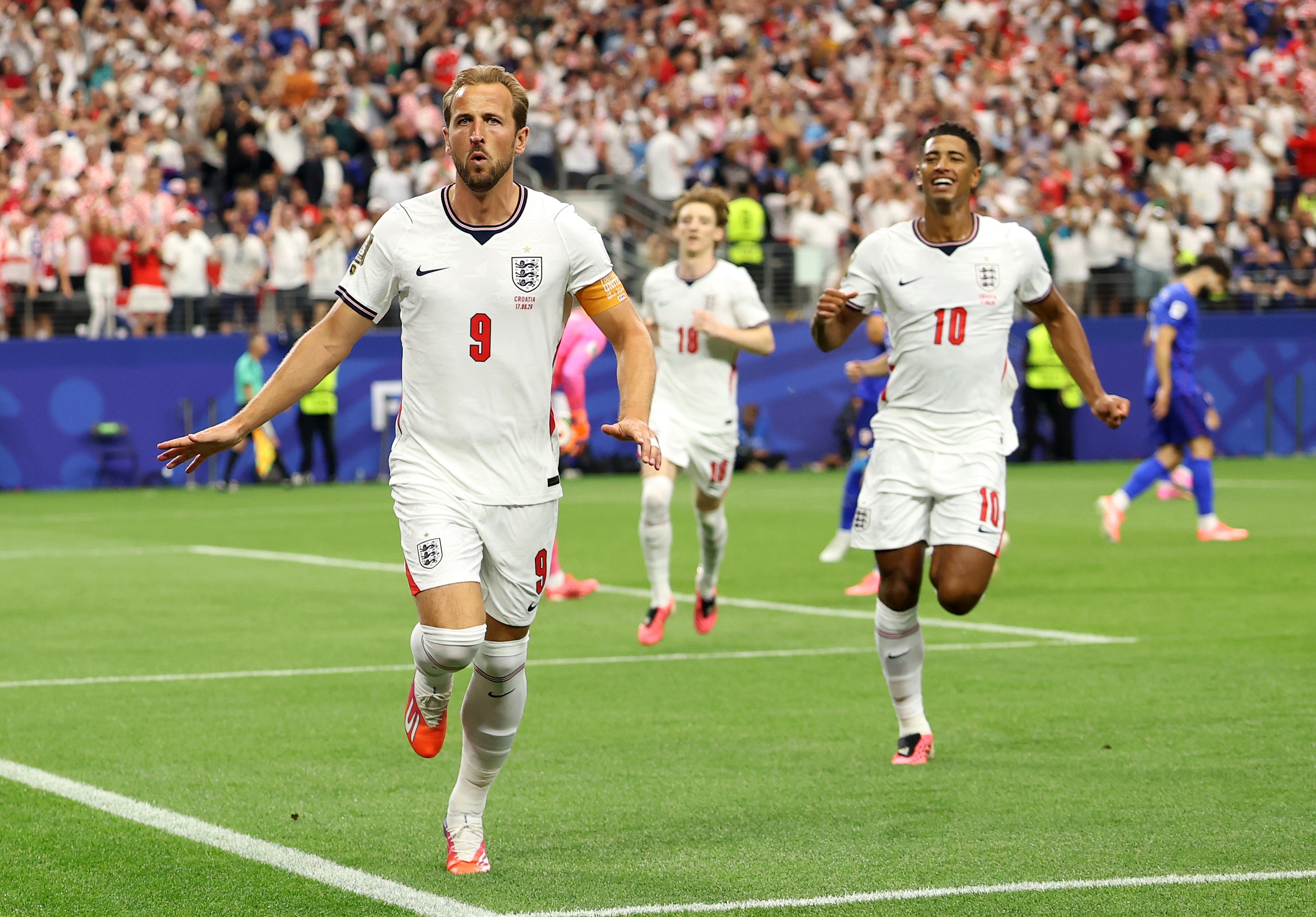 Harry Kane comemora