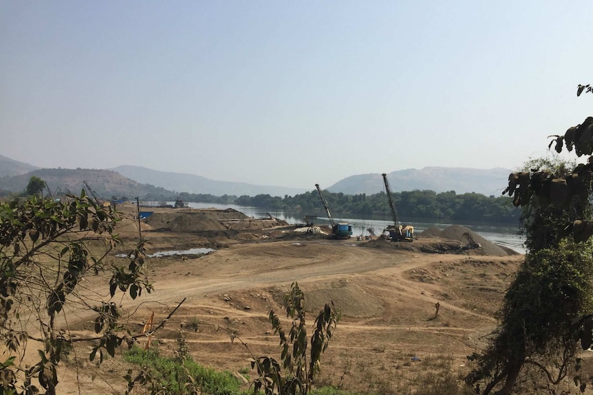 A sand dredging operation near Mahad.