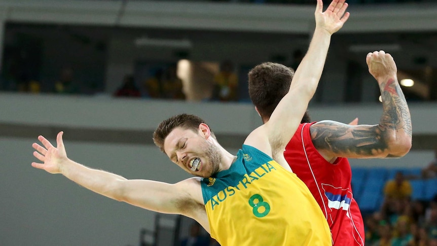 Matthew Dellavedova flailing as Australia loses to Serbia