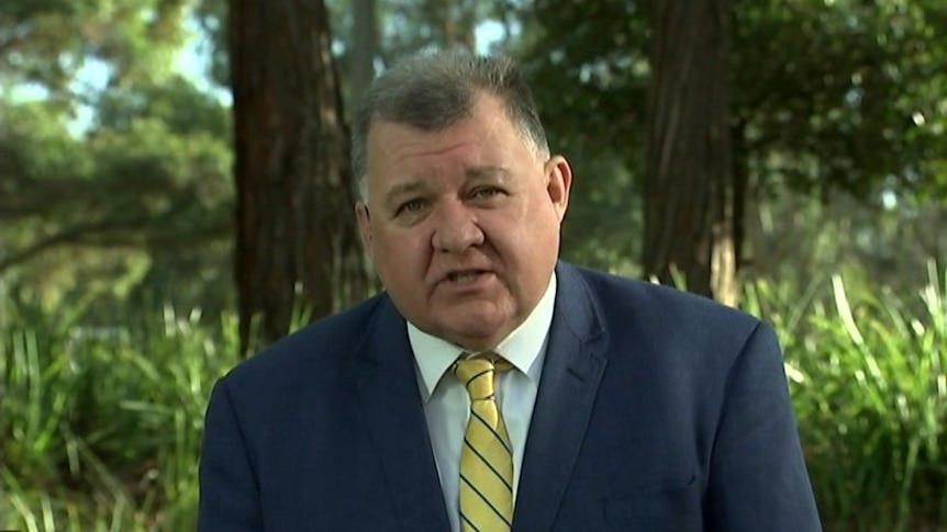 Craig Kelly apologises for offence caused by MH17 comments