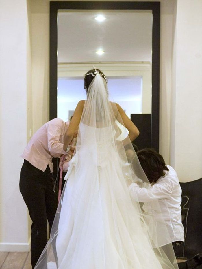 Port Stephens businesses want to attract 'big city' brides to the region.