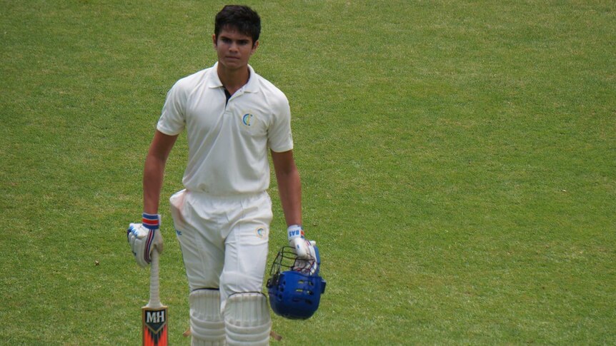 Arjun Tendulkar walking off Bradman Oval