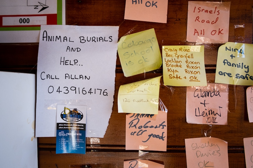 A wall of post-it notes from locals that appeared in the Quaama relief centre in the days after the fires.