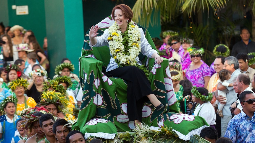 Gillard gets royal welcome at Pacific Islands Forum