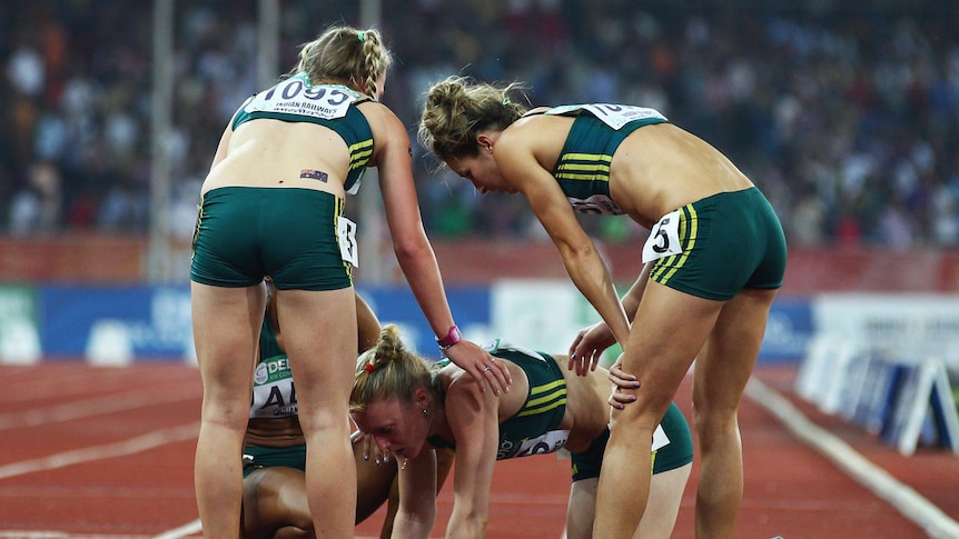 Pearson collapses after 4x400m final