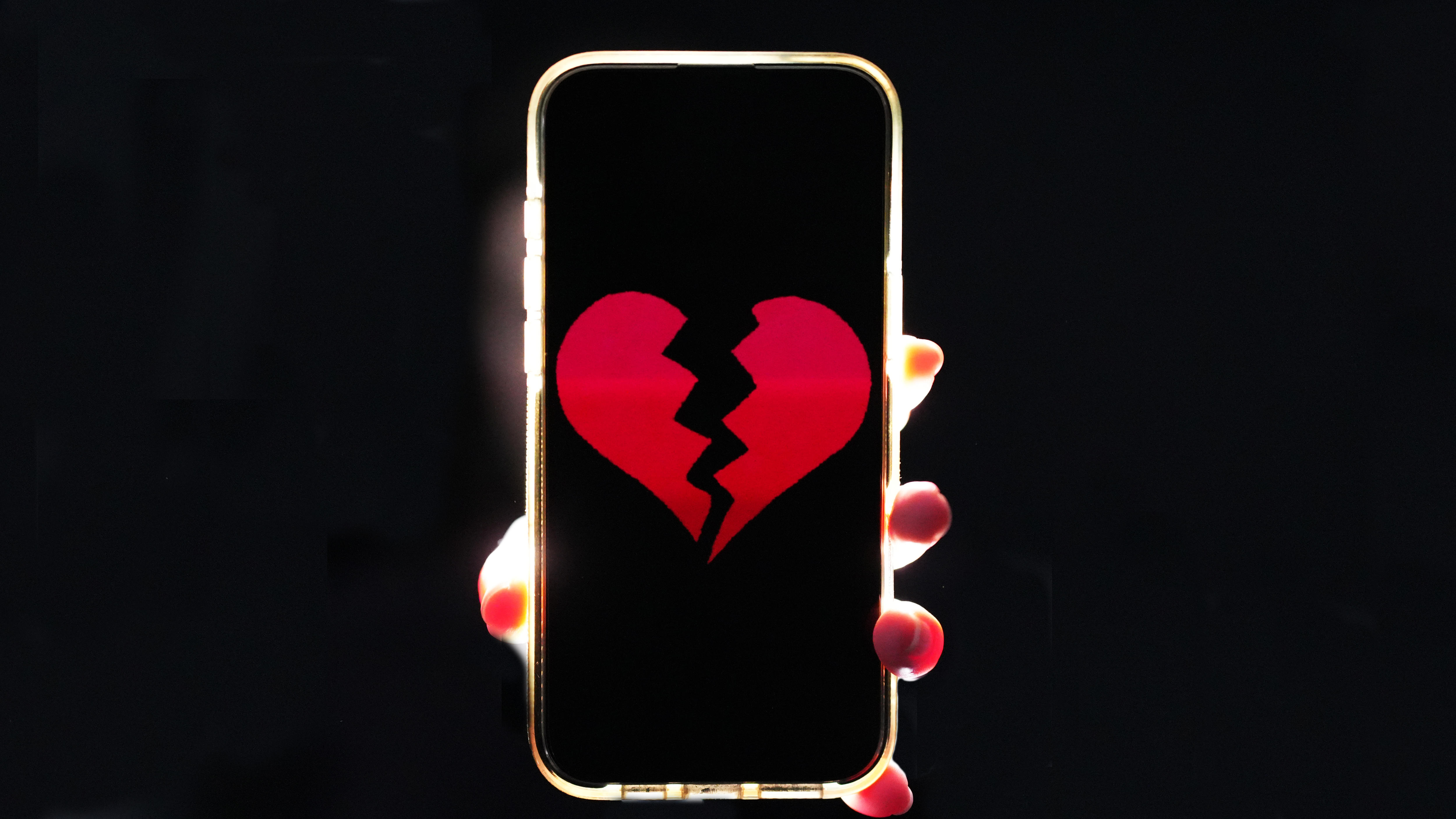 App fatigue can 'warp' dating but there's an antidote