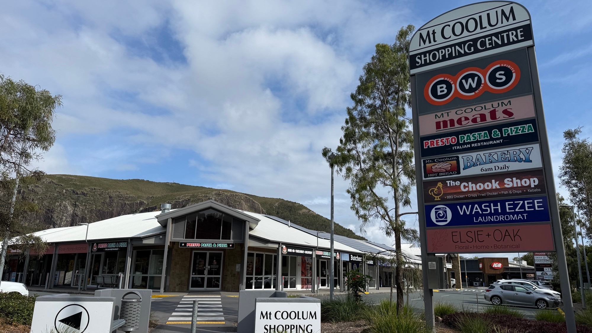 Man carjacked at knifepoint on Sunshine Coast, sparking 160km police chase