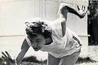 Marjorie Jackson-Nelson running at the Olympic Games in 1952.