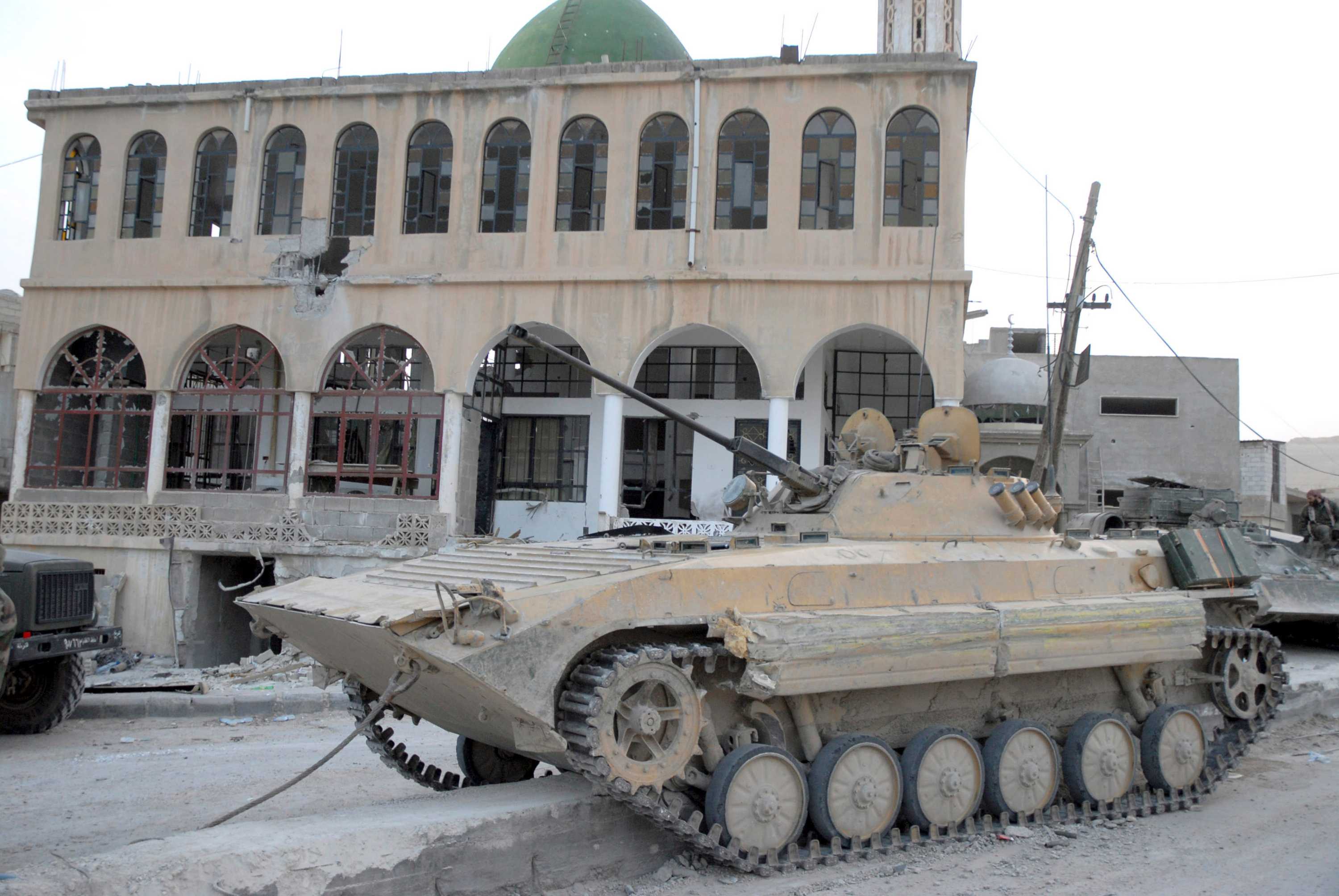 Syria Conflict: Assad's Forces Move On Yabroud As Thousands In West ...