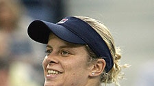 Kim Clijsters will play Mary Pierce in the final.