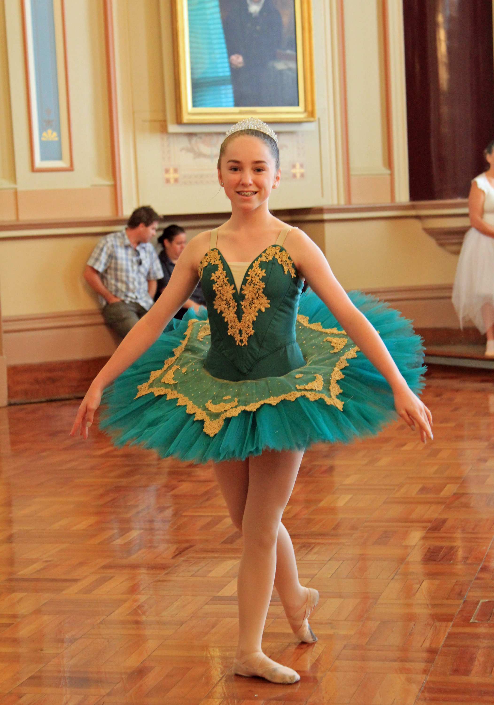 World Tutu Day marked by ballet dancers of all ages at Hobart Town Hall