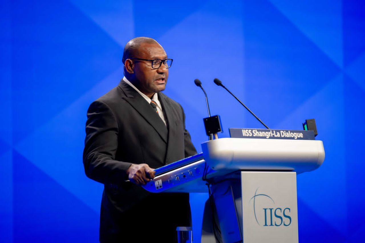 Australian and Papua New Guinea armies during a joint training exercise.