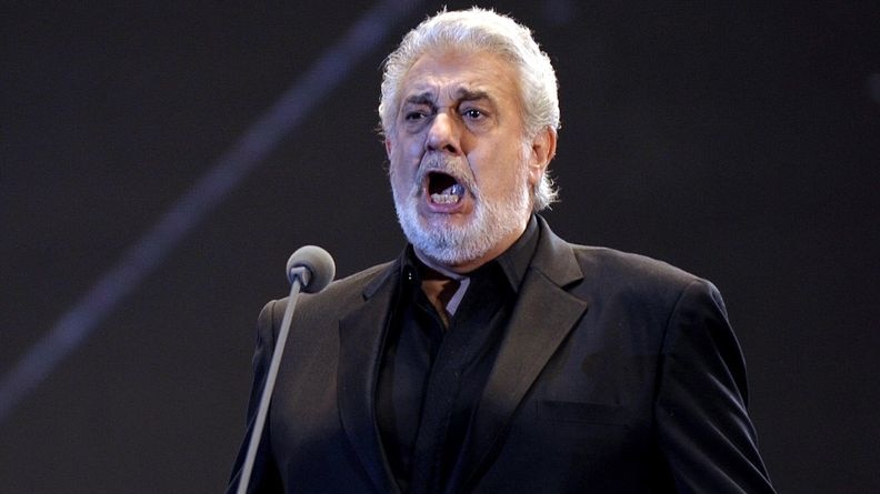 Spanish tenor Placido Domingo will be part of a 'solutions committee' to help repair FIFA's image.