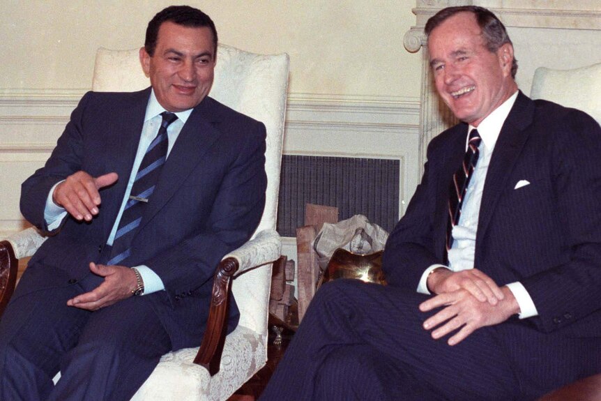 George HW Bush and Hosni Mubarak