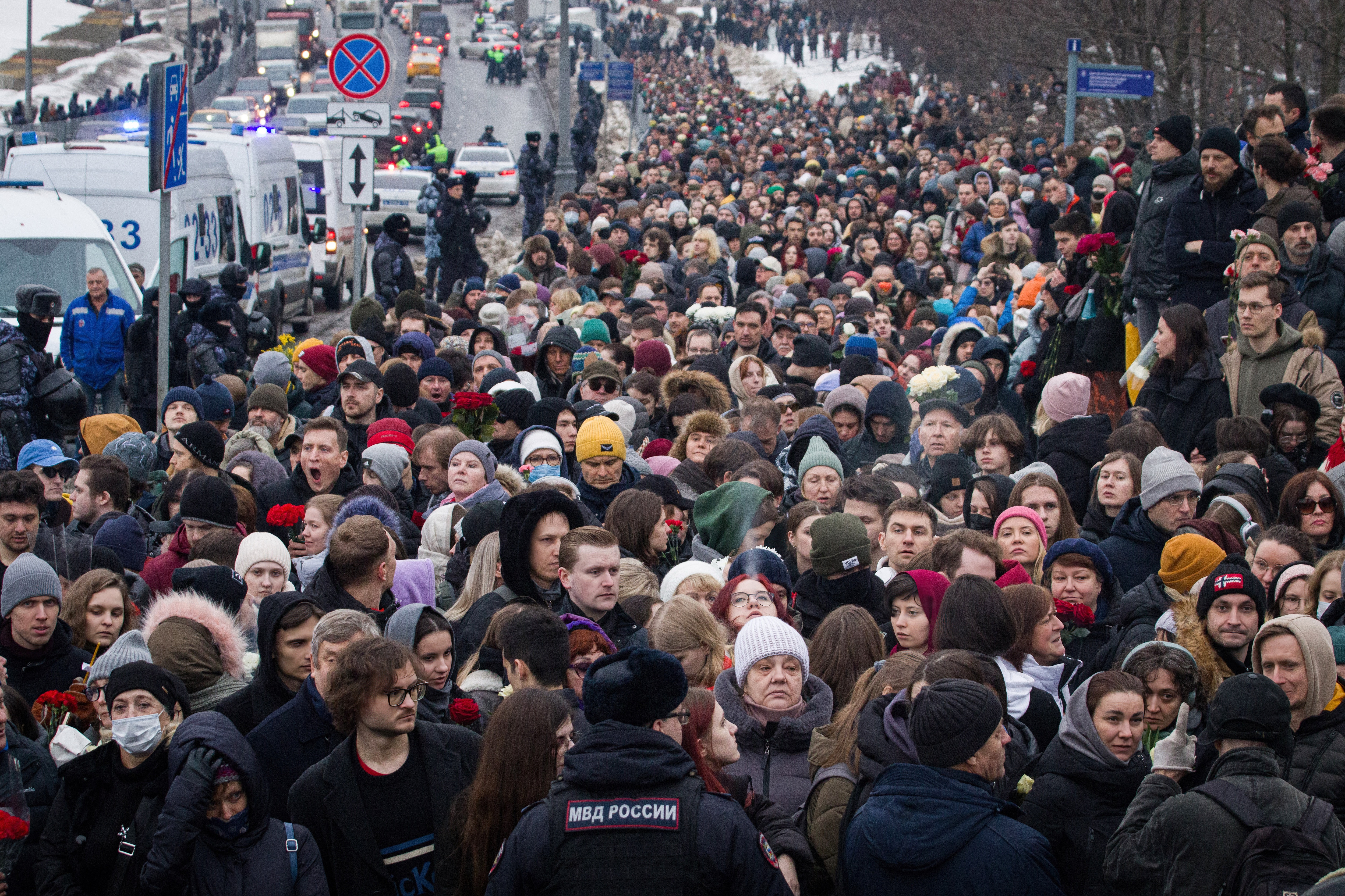 Crowds at the funeral of Alexei Navalny