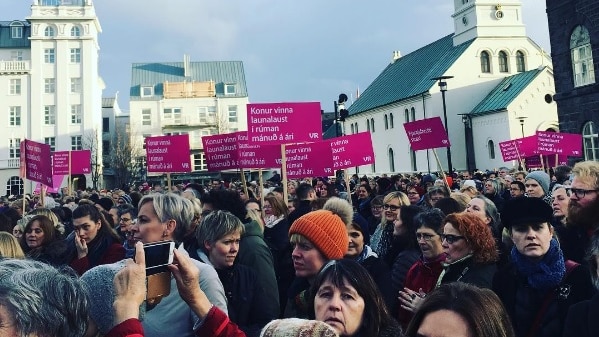 Women's Day Off 2016 in Iceland
