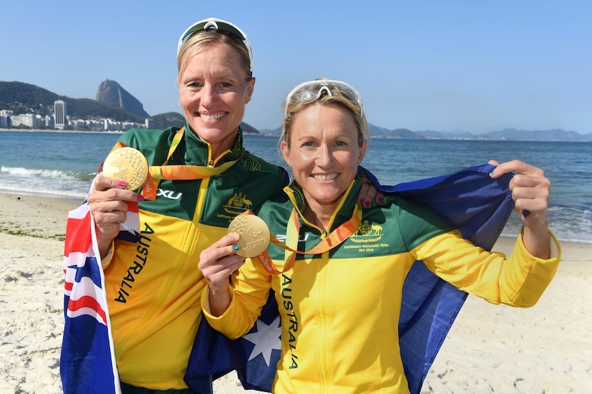 Katie Kelly and Michellie Jones with their gold medals in Rio.