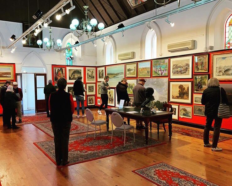 Art auctions rebound through online sales but bluechip