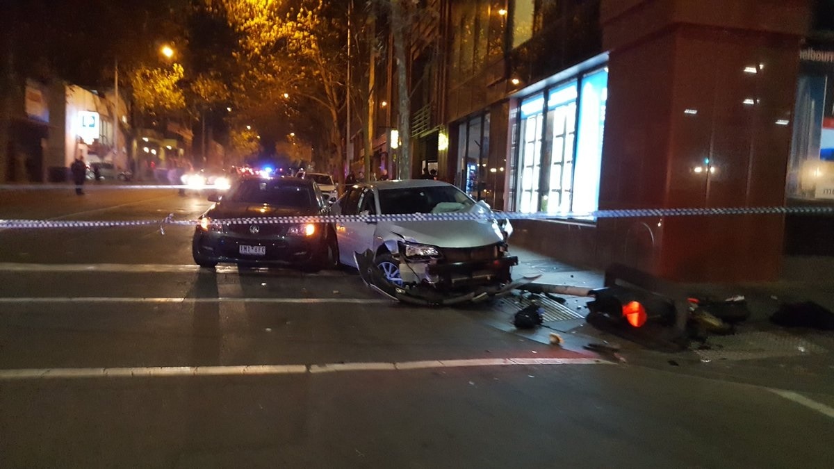 Melbourne CBD Hit-run Injures Pedestrian, Driver Flees Scene - ABC News