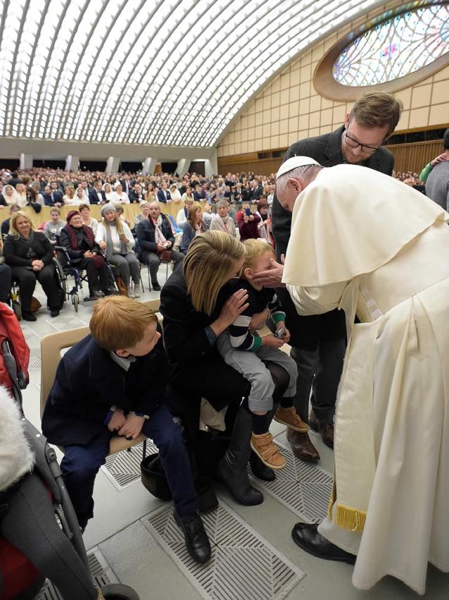 The Strahan family with the Pope