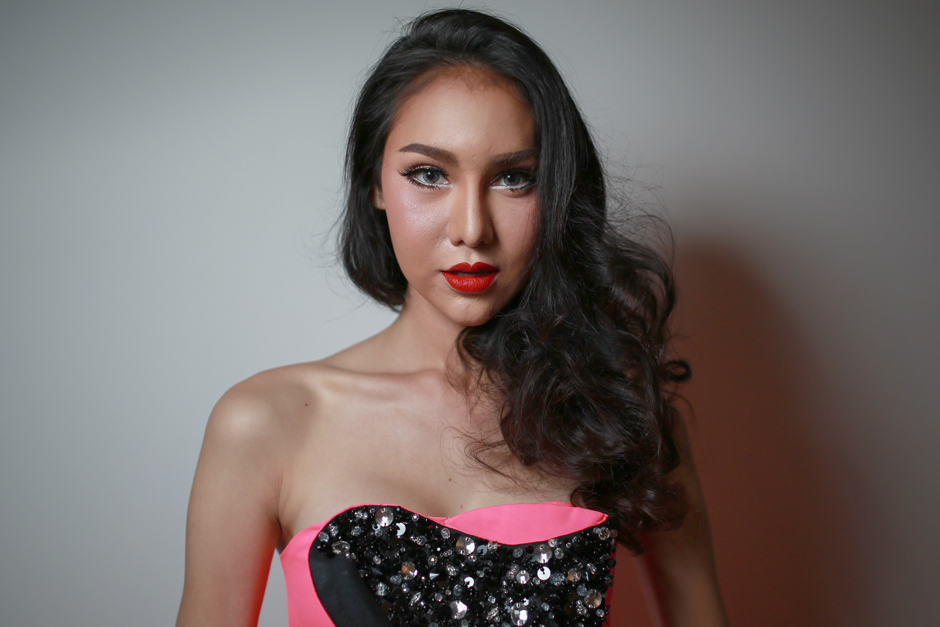 Transsexual contestant Nadia Chin