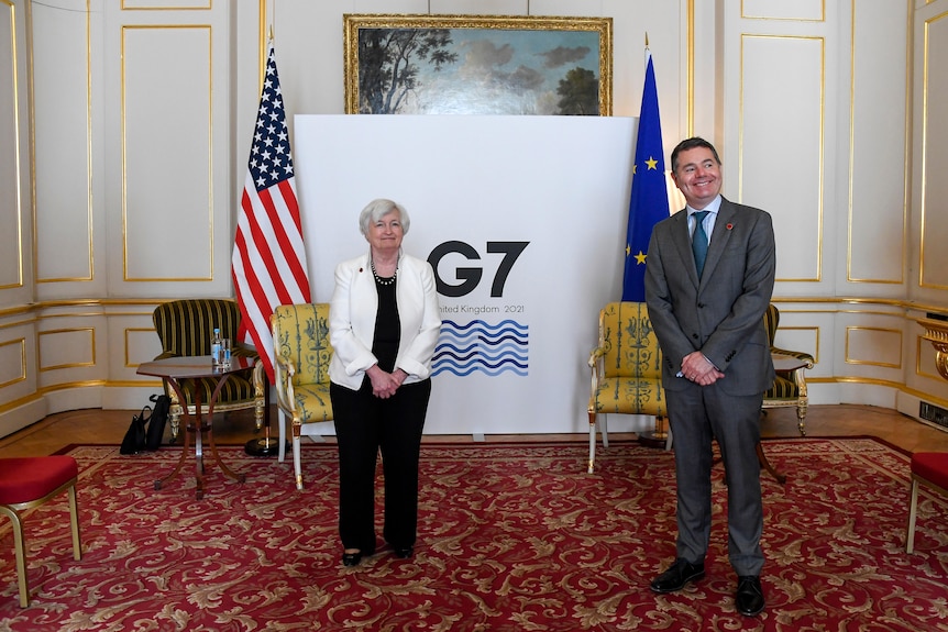 US Treasury Secretary Janet Yellen, left, and Eurogroup President Paschal Donohoe pose for photos