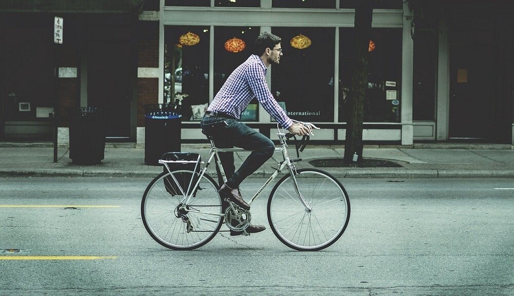 Adelaide City Council puts east-west bikeway back on track - ABC listen