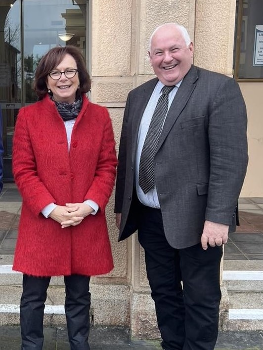 Mayor Kevin Erwin and MP Anne Webster stand together outside Town Hall