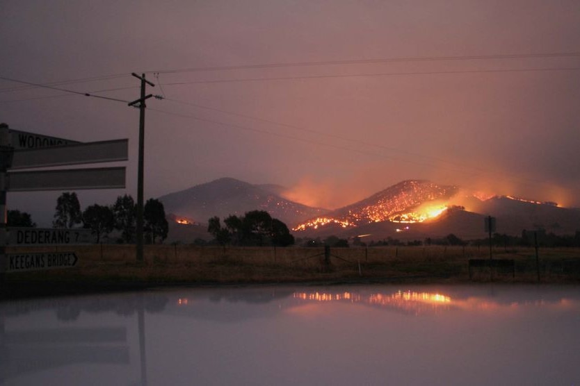 Beechworth fire sets mountains ablaze